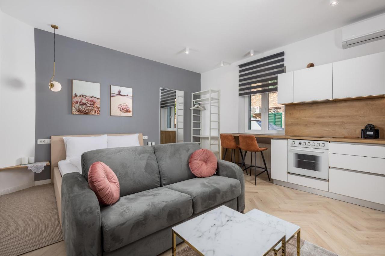 Apartments Madeleine 리예카 외부 사진